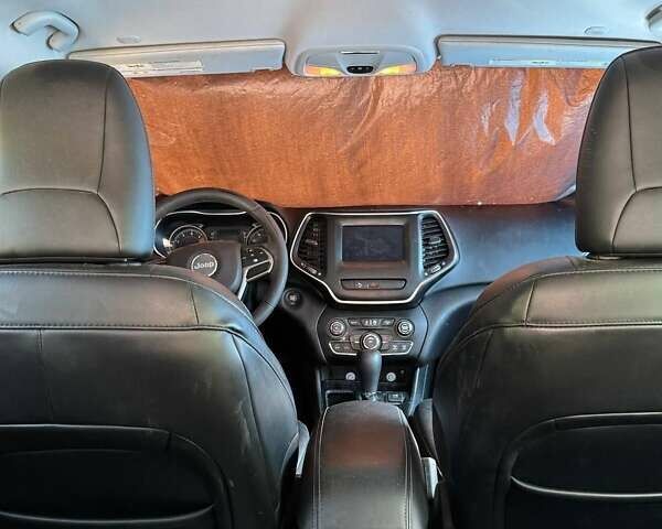 Чорний Джип Cherokee, об'ємом двигуна 2.4 л та пробігом 126 тис. км за 10300 $, фото 6 на Automoto.ua