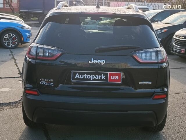 Чорний Джип Cherokee, об'ємом двигуна 2.4 л та пробігом 32 тис. км за 17940 $, фото 10 на Automoto.ua