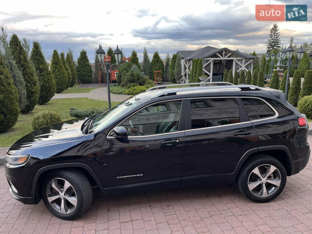 Чорний Джип Cherokee, об'ємом двигуна 2.36 л та пробігом 33 тис. км за 20500 $, фото 9 на Automoto.ua