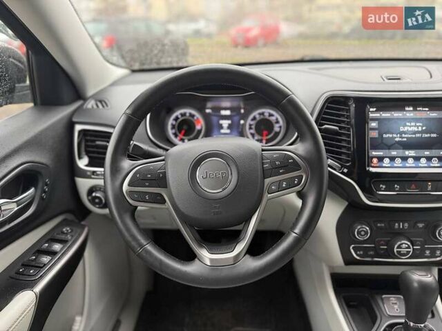 Черный Джип Чероки, объемом двигателя 2.36 л и пробегом 102 тыс. км за 18990 $, фото 21 на Automoto.ua