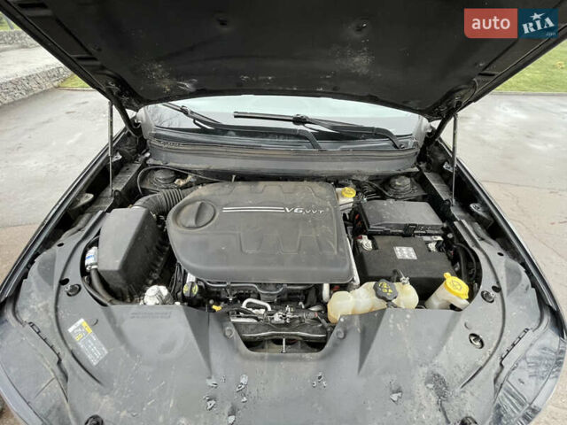 Черный Джип Чероки, объемом двигателя 3.24 л и пробегом 130 тыс. км за 17499 $, фото 10 на Automoto.ua