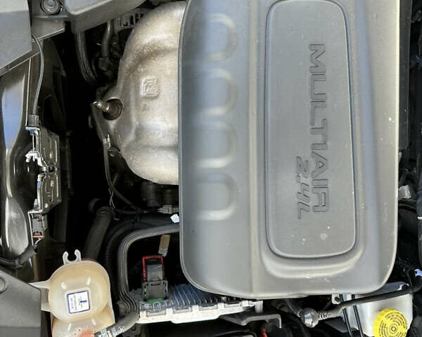 Чорний Джип Cherokee, об'ємом двигуна 2.36 л та пробігом 108 тис. км за 18000 $, фото 53 на Automoto.ua