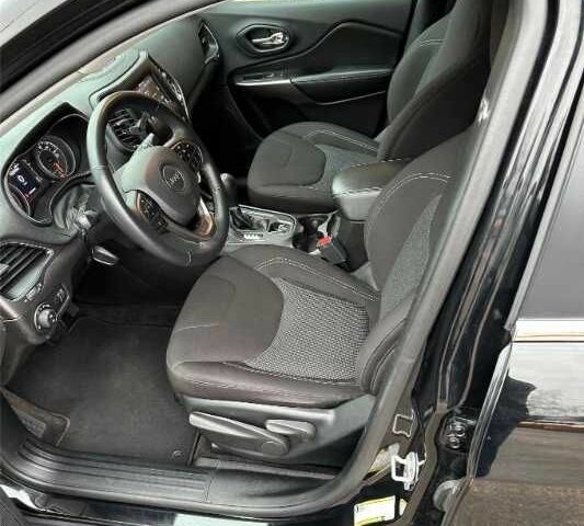 Джип Чероки 2019 в Киеве на Automoto.ua Черный Джип Чероки, объемом двигателя 2.4 л и пробегом 119 тыс. км за 10700 $, фото 9 на Automoto.ua
