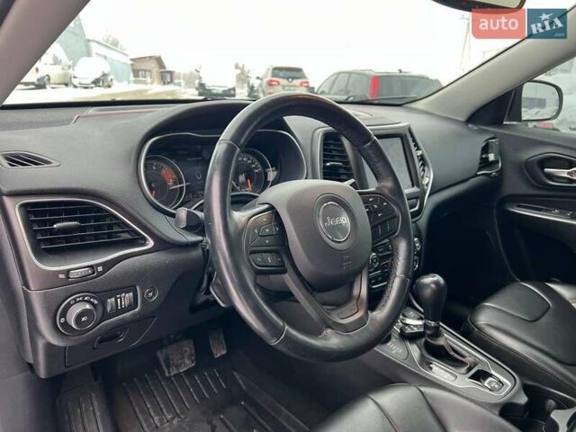 Чорний Джип Cherokee, об'ємом двигуна 3.2 л та пробігом 116 тис. км за 22440 $, фото 16 на Automoto.ua