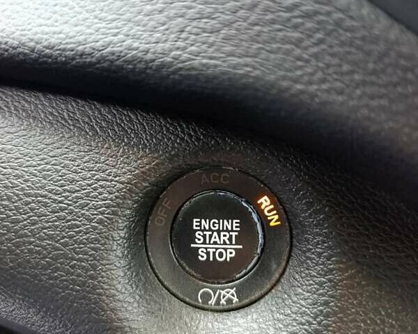 Чорний Джип Cherokee, об'ємом двигуна 2 л та пробігом 93 тис. км за 17300 $, фото 16 на Automoto.ua