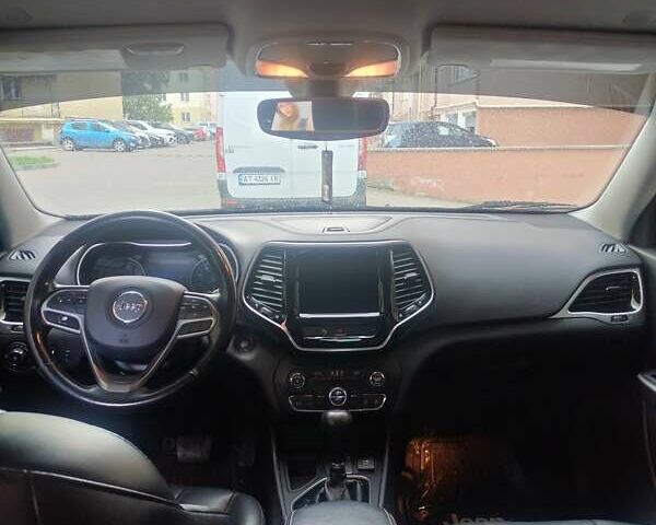 Чорний Джип Cherokee, об'ємом двигуна 2.36 л та пробігом 153 тис. км за 18798 $, фото 11 на Automoto.ua