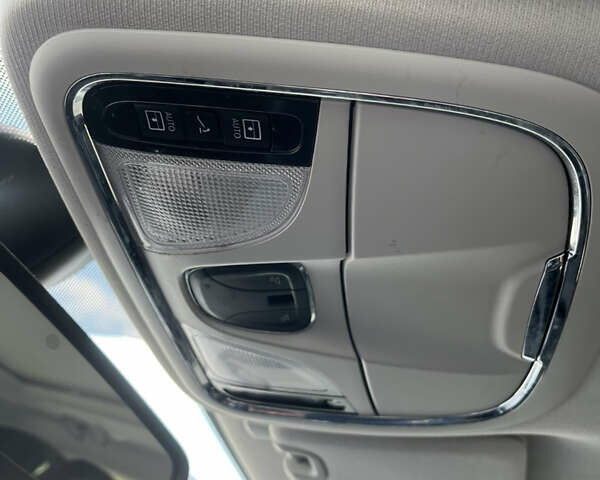 Чорний Джип Cherokee, об'ємом двигуна 3.24 л та пробігом 195 тис. км за 14900 $, фото 35 на Automoto.ua