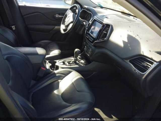 Чорний Джип Cherokee, об'ємом двигуна 0 л та пробігом 59 тис. км за 3800 $, фото 8 на Automoto.ua