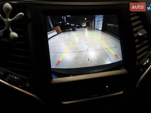 Черный Джип Чероки, объемом двигателя 2.36 л и пробегом 211 тыс. км за 21500 $, фото 30 на Automoto.ua