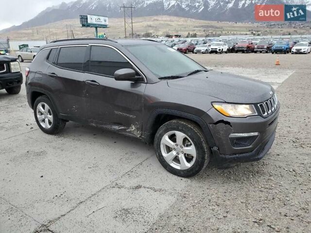 Чорний Джип Cherokee, об'ємом двигуна 2.36 л та пробігом 100 тис. км за 2800 $, фото 3 на Automoto.ua