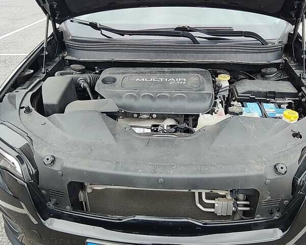 Черный Джип Чероки, объемом двигателя 2.4 л и пробегом 125 тыс. км за 15300 $, фото 11 на Automoto.ua