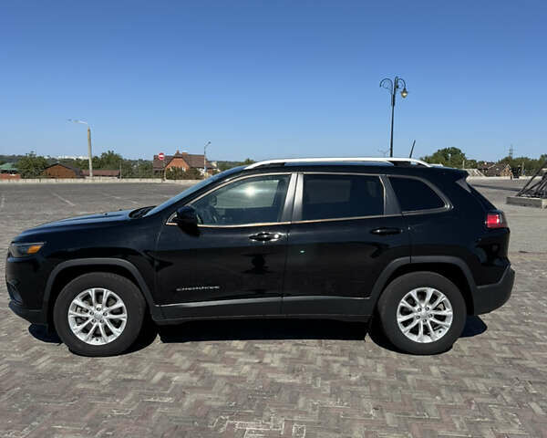 Чорний Джип Cherokee, об'ємом двигуна 2.36 л та пробігом 30 тис. км за 18000 $, фото 1 на Automoto.ua