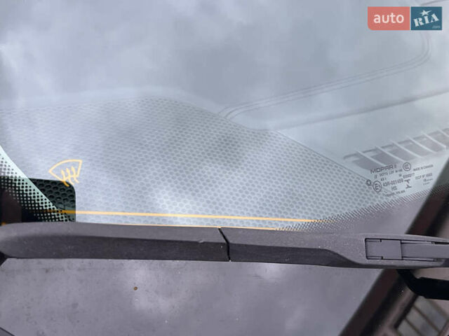 Чорний Джип Cherokee, об'ємом двигуна 2.36 л та пробігом 33 тис. км за 20500 $, фото 17 на Automoto.ua