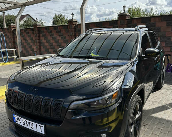 Чорний Джип Cherokee, об'ємом двигуна 2.36 л та пробігом 108 тис. км за 18000 $, фото 3 на Automoto.ua