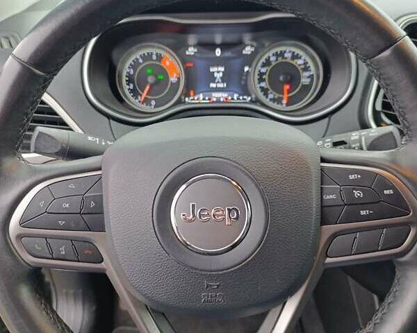 Чорний Джип Cherokee, об'ємом двигуна 2 л та пробігом 93 тис. км за 17300 $, фото 22 на Automoto.ua