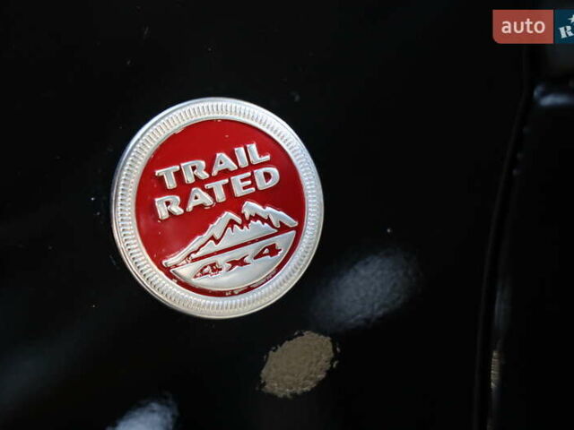 Черный Джип Чероки, объемом двигателя 2.36 л и пробегом 211 тыс. км за 21500 $, фото 12 на Automoto.ua