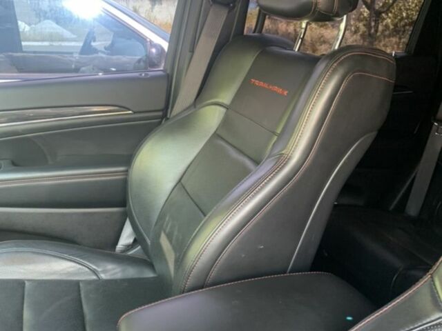 Черный Джип Чероки, объемом двигателя 3.6 л и пробегом 50 тыс. км за 30000 $, фото 20 на Automoto.ua