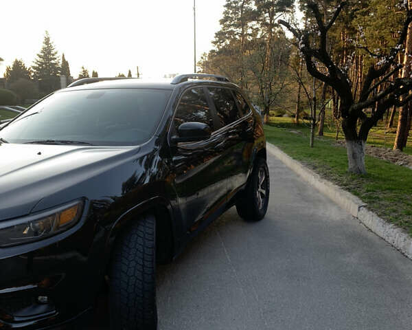 Чорний Джип Cherokee, об'ємом двигуна 2.36 л та пробігом 150 тис. км за 24900 $, фото 2 на Automoto.ua