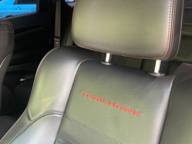 Черный Джип Чероки, объемом двигателя 3.6 л и пробегом 50 тыс. км за 30000 $, фото 8 на Automoto.ua