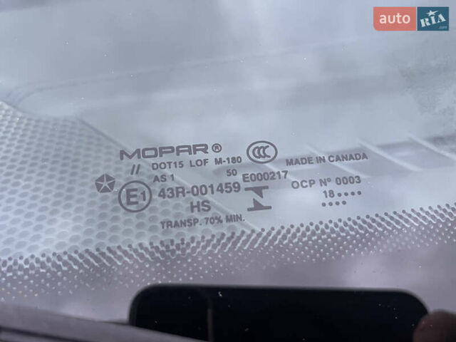 Чорний Джип Cherokee, об'ємом двигуна 2.36 л та пробігом 33 тис. км за 20500 $, фото 16 на Automoto.ua