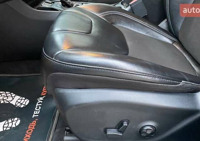 Черный Джип Чероки, объемом двигателя 2.36 л и пробегом 142 тыс. км за 17000 $, фото 16 на Automoto.ua