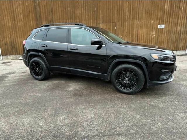 Джип Чероки 2019 в Киеве на Automoto.ua Черный Джип Чероки, объемом двигателя 2.4 л и пробегом 119 тыс. км за 10700 $, фото 1 на Automoto.ua