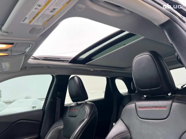 Черный Джип Чероки, объемом двигателя 3.2 л и пробегом 116 тыс. км за 22440 $, фото 35 на Automoto.ua