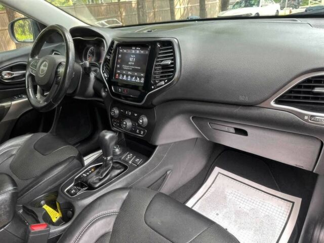 Джип Чероки 2019 в Житомире на Automoto.ua Черный Джип Чероки, объемом двигателя 3.2 л и пробегом 46 тыс. км за 14000 $, фото 8 на Automoto.ua