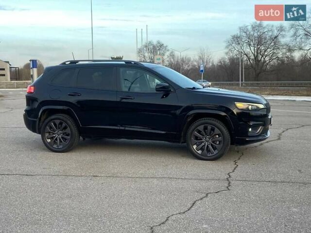 Чорний Джип Cherokee, об'ємом двигуна 3.2 л та пробігом 114 тис. км за 20999 $, фото 2 на Automoto.ua