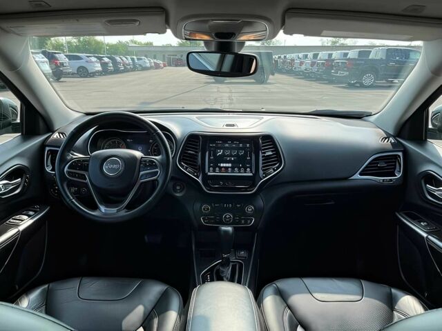 Джип Чероки 2019 в Киеве на Automoto.ua Черный Джип Чероки, объемом двигателя 2.4 л и пробегом 40 тыс. км за 10000 $, фото 11 на Automoto.ua