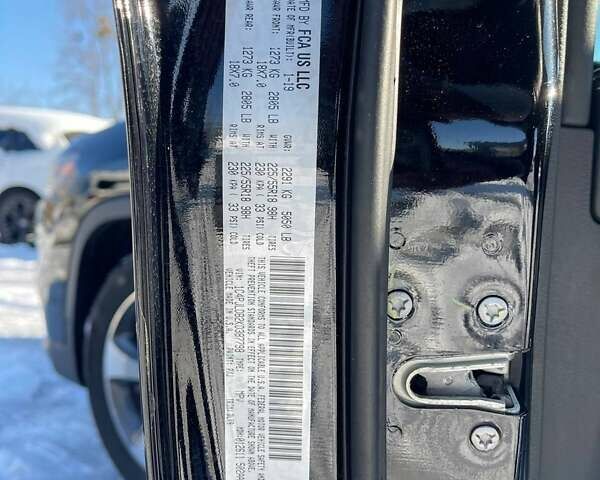 Чорний Джип Cherokee, об'ємом двигуна 2.36 л та пробігом 34 тис. км за 18000 $, фото 31 на Automoto.ua