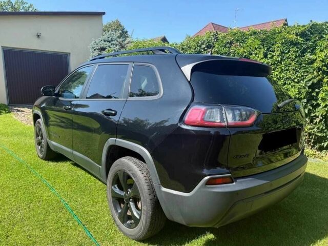 Чорний Джип Cherokee, об'ємом двигуна 0 л та пробігом 57 тис. км за 8700 $, фото 2 на Automoto.ua