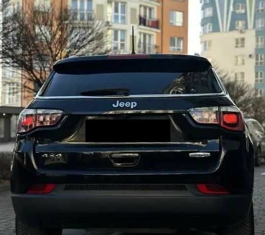 Чорний Джип Cherokee, об'ємом двигуна 2.4 л та пробігом 95 тис. км за 14700 $, фото 6 на Automoto.ua