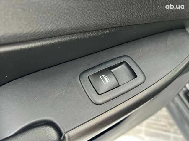 Черный Джип Чероки, объемом двигателя 3.2 л и пробегом 116 тыс. км за 22440 $, фото 36 на Automoto.ua