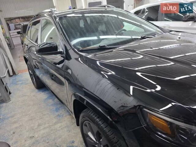 Чорний Джип Cherokee, об'ємом двигуна 3.2 л та пробігом 114 тис. км за 20999 $, фото 38 на Automoto.ua