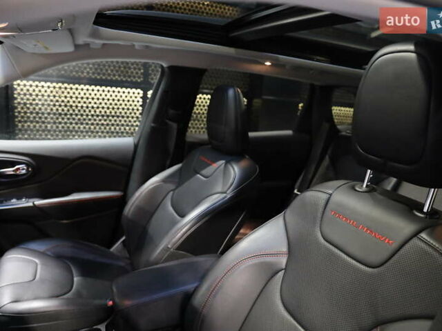 Черный Джип Чероки, объемом двигателя 2.36 л и пробегом 211 тыс. км за 21500 $, фото 26 на Automoto.ua