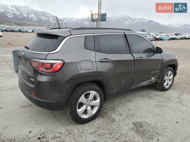 Чорний Джип Cherokee, об'ємом двигуна 2.36 л та пробігом 100 тис. км за 2800 $, фото 2 на Automoto.ua