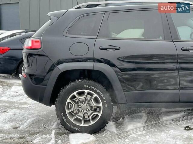 Чорний Джип Cherokee, об'ємом двигуна 3.2 л та пробігом 116 тис. км за 22440 $, фото 9 на Automoto.ua