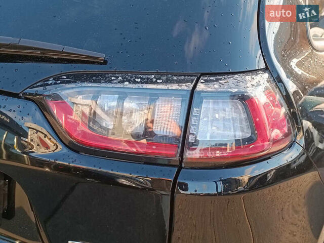 Черный Джип Чероки, объемом двигателя 2.4 л и пробегом 32 тыс. км за 17940 $, фото 7 на Automoto.ua