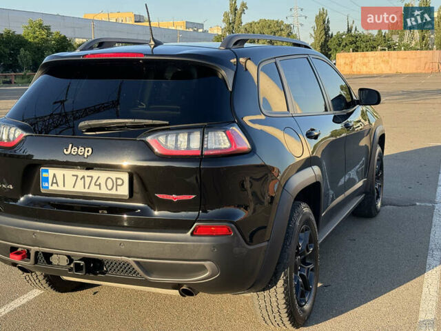 Чорний Джип Cherokee, об'ємом двигуна 1.99 л та пробігом 62 тис. км за 20000 $, фото 13 на Automoto.ua