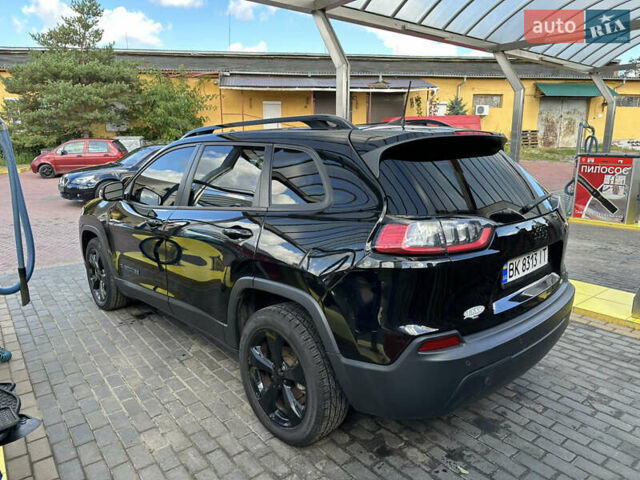 Чорний Джип Cherokee, об'ємом двигуна 2.36 л та пробігом 108 тис. км за 18000 $, фото 11 на Automoto.ua