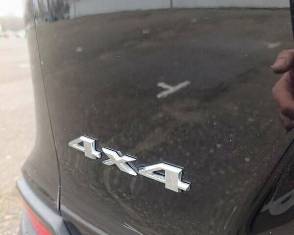 Чорний Джип Cherokee, об'ємом двигуна 2 л та пробігом 93 тис. км за 17300 $, фото 5 на Automoto.ua