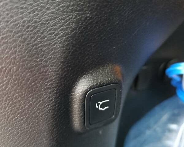 Чорний Джип Cherokee, об'ємом двигуна 2 л та пробігом 93 тис. км за 17300 $, фото 24 на Automoto.ua