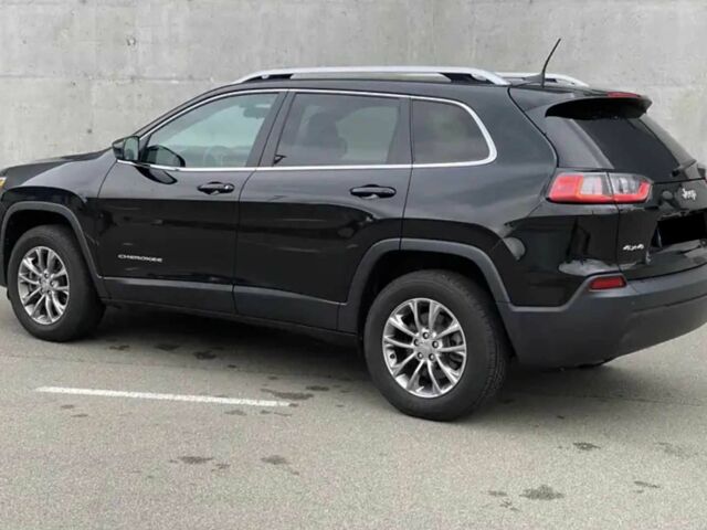 Джип Чероки 2019 в Киеве на Automoto.ua Черный Джип Чероки, объемом двигателя 2.4 л и пробегом 50 тыс. км за 13500 $, фото 5 на Automoto.ua
