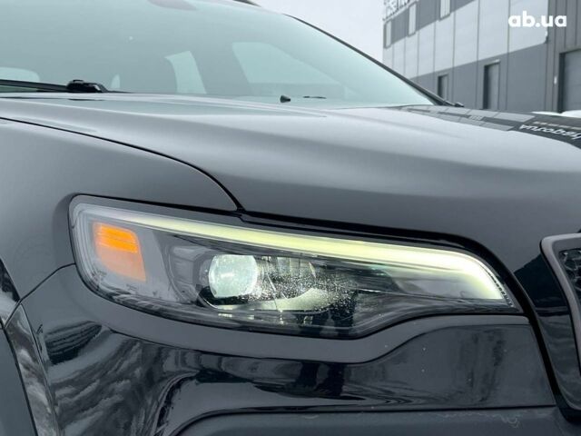 Черный Джип Чероки, объемом двигателя 3.2 л и пробегом 116 тыс. км за 22440 $, фото 12 на Automoto.ua