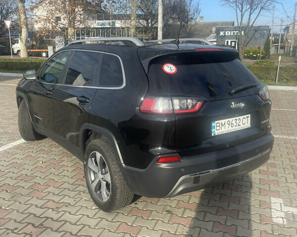 Черный Джип Чероки, объемом двигателя 2.36 л и пробегом 166 тыс. км за 16000 $, фото 2 на Automoto.ua