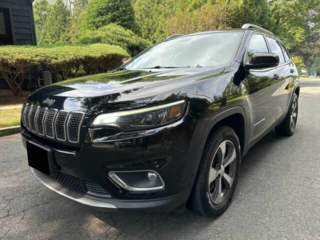 Джип Чероки 2019 в Житомире на Automoto.ua Черный Джип Чероки, объемом двигателя 3.2 л и пробегом 46 тыс. км за 14000 $, фото 2 на Automoto.ua