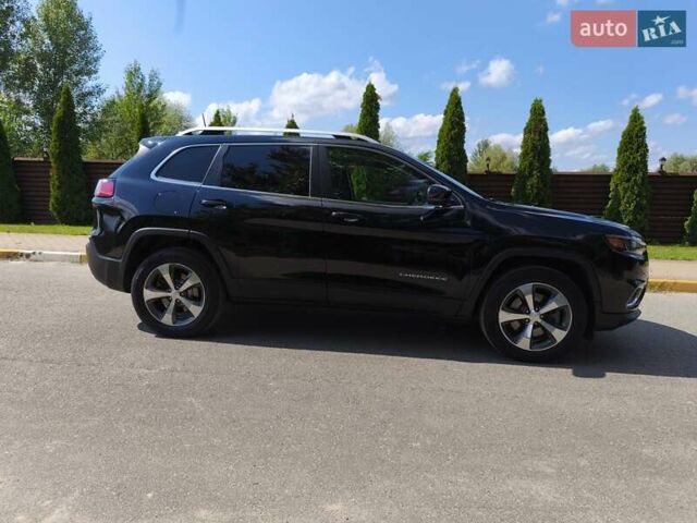 Чорний Джип Cherokee, об'ємом двигуна 3.24 л та пробігом 84 тис. км за 22000 $, фото 4 на Automoto.ua