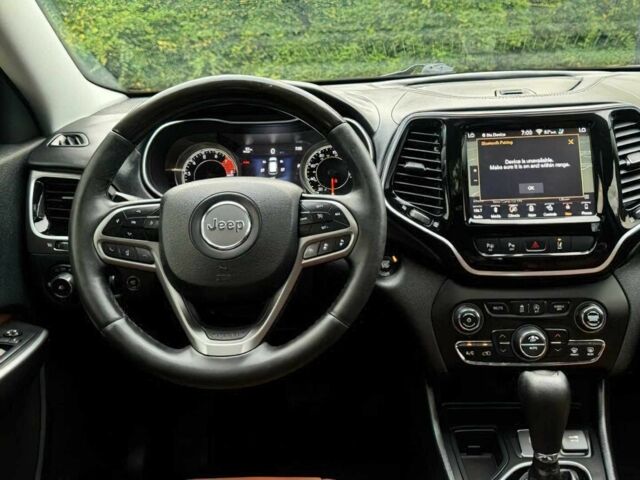 Чорний Джип Cherokee, об'ємом двигуна 3.2 л та пробігом 37 тис. км за 5200 $, фото 11 на Automoto.ua