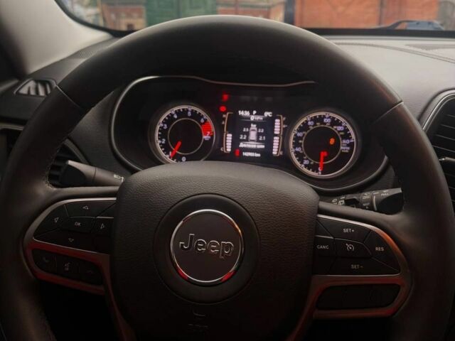 Черный Джип Чероки, объемом двигателя 2.4 л и пробегом 142 тыс. км за 15900 $, фото 6 на Automoto.ua